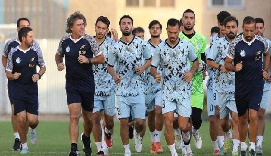 دست خالی ساپینتو برای آغاز تمرینات استقلال